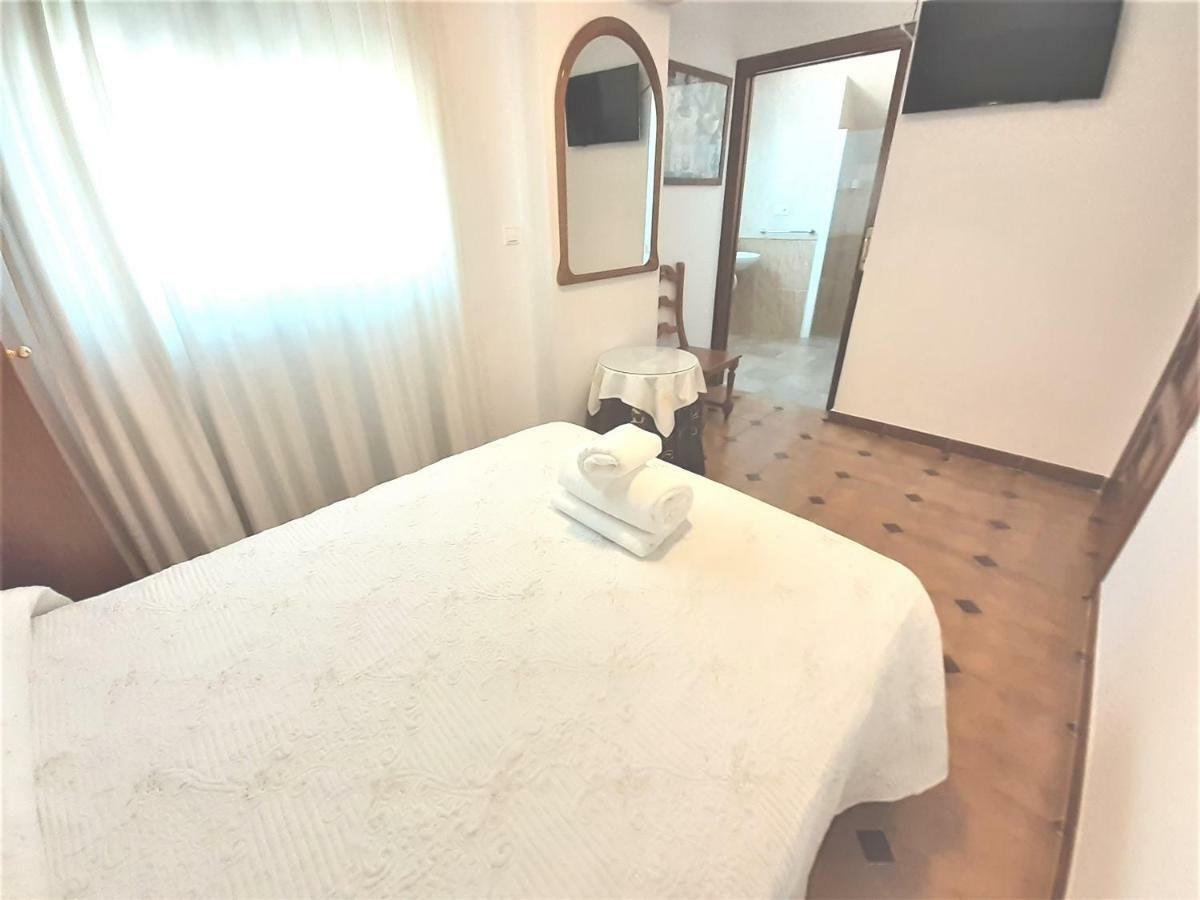 Hostal Kokkola Fuengirola Kültér fotó