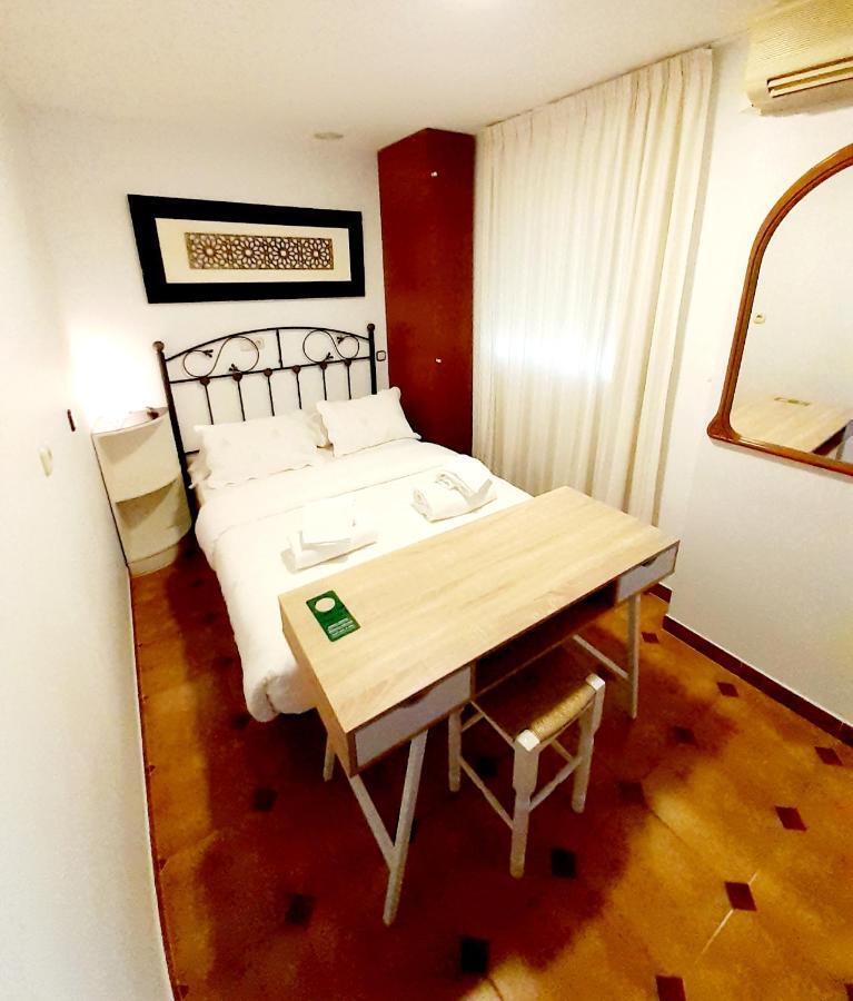 Hostal Kokkola Fuengirola Kültér fotó