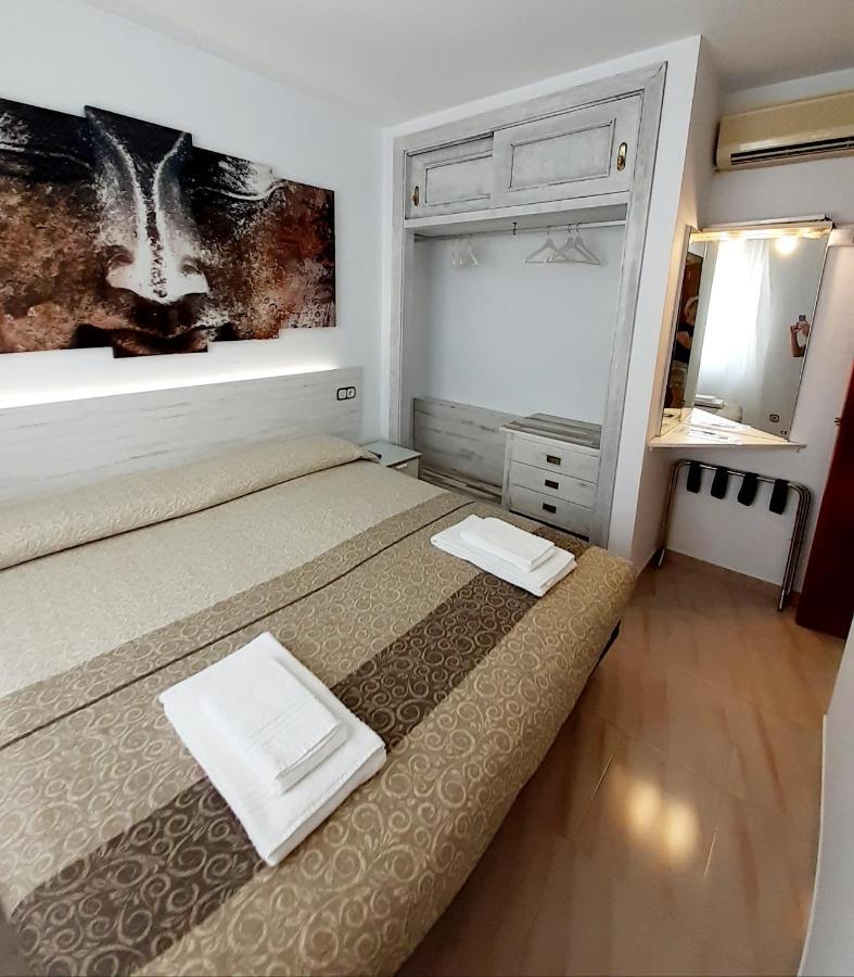Hostal Kokkola Fuengirola Kültér fotó