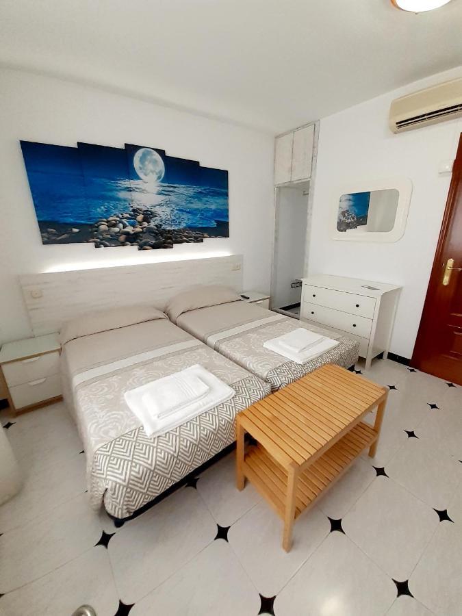 Hostal Kokkola Fuengirola Kültér fotó